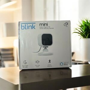 New - Blink Mini  Indoor Plug-In HD  Smart Security Camera.
